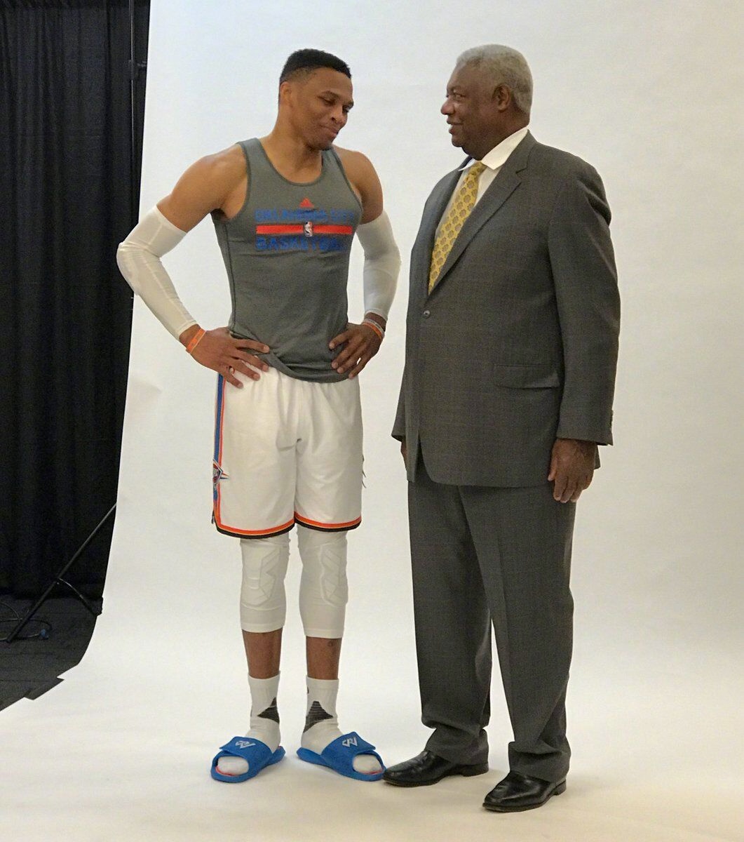 阿拉维斯1-0皇家社会，卢卡斯-博耶点射制胜（卢卡斯-博耶点球一锤定音，阿拉维斯1-0小胜皇家社会）