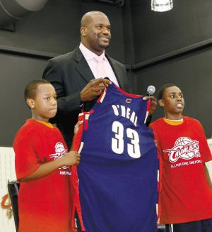 TA：阿隆索帅位暂时安全，输曼城不会让他立刻从皇马下课（TA：阿隆索帅位暂无大碍，哪怕输给曼城也不会立即被皇马解雇）