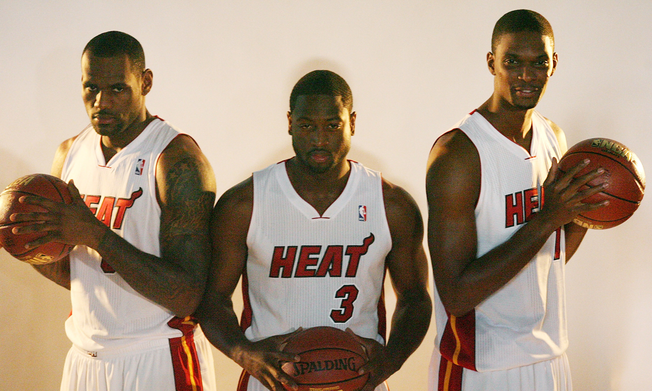 拜仁与柏林联合首次德国杯交手，此前13次联赛交手8胜5平不败（德国杯初遇！拜仁战柏林联合，联赛13战8胜5平保持不败）