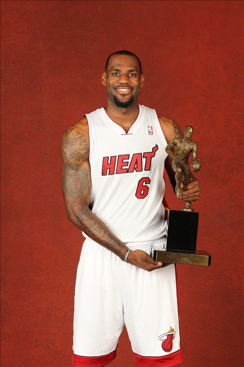 回购价2300万欧，记者：国米预计会在明夏买回小斯坦科维奇（记者：国米预计明夏以2300万欧回购小斯坦科维奇）