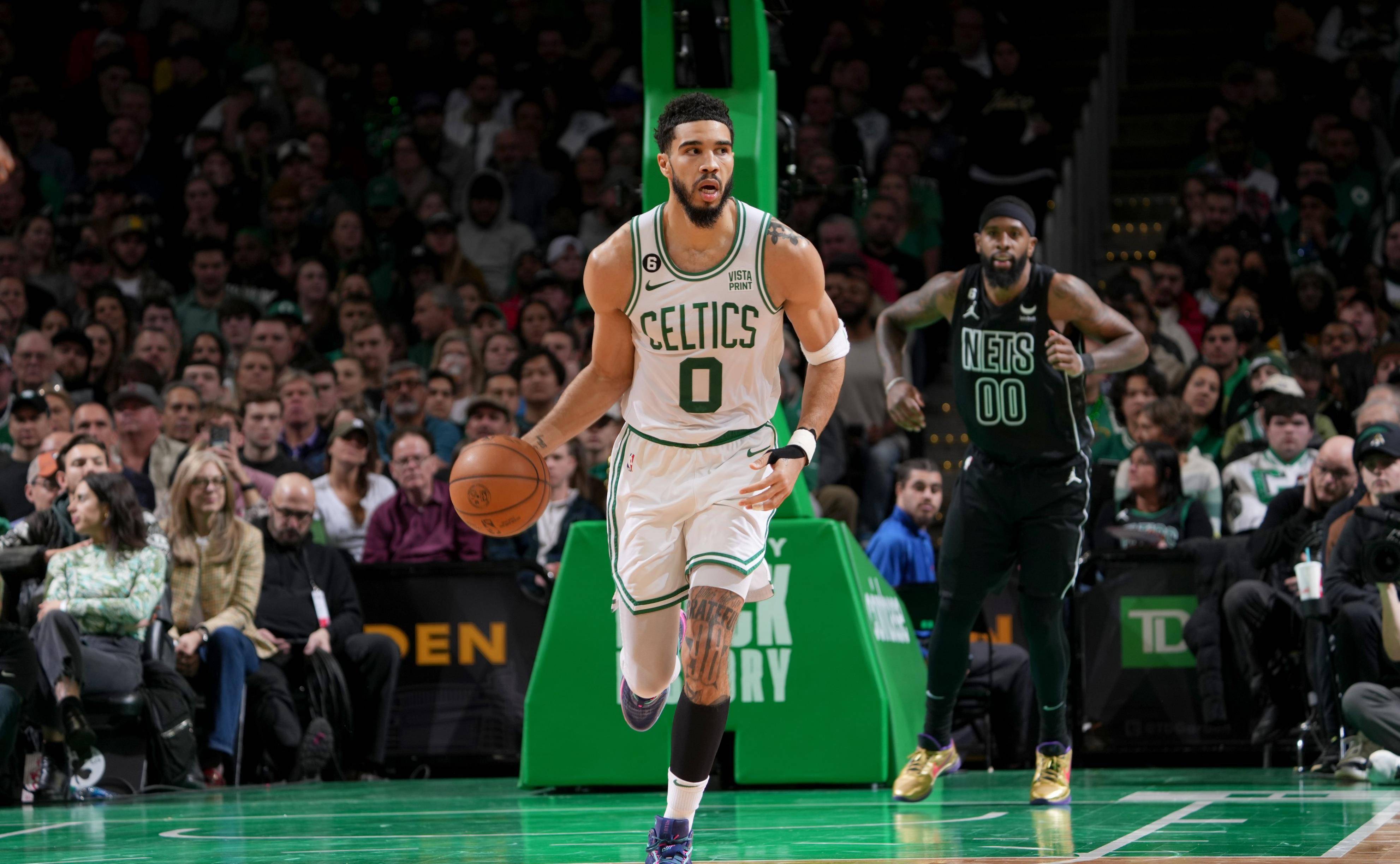 广州三分球连发，开启进攻模式（广州外线火力全开，进攻模式启动）