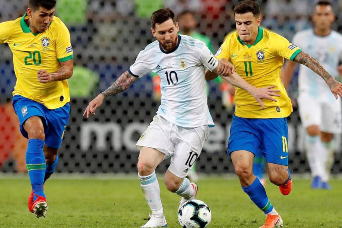 32岁前巴西国脚拉菲尼亚宣布退役，曾效力巴萨、巴黎、国米（32岁拉菲尼亚挂靴：前巴西国脚曾效力巴萨、巴黎、国米）