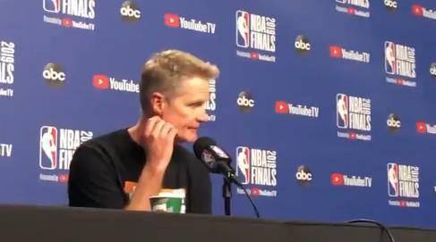 就在今天，12月8日凌晨！中超传来了青岛西海岸、武汉三镇和海港的新消息（12月8日凌晨，中超最新动态：青岛西海岸、武汉三镇与海港传来新进展）