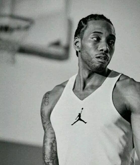 罗马2-0格拉斯哥流浪者，苏莱破门，佩莱格里尼建功（罗马2-0格拉斯哥流浪者：苏莱先拔头筹，佩莱格里尼锁定胜局）