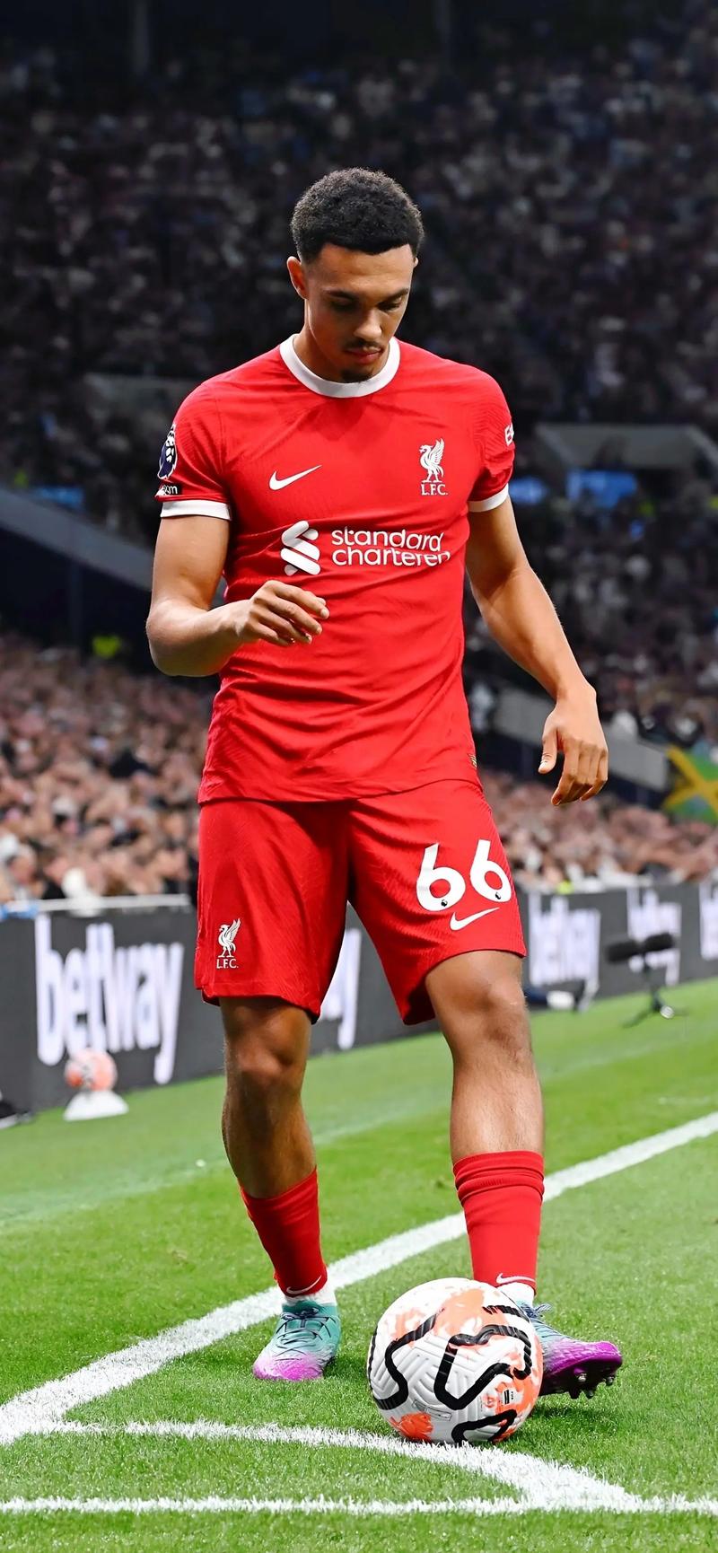 KD：经历这些艰难的比赛，对我们整个团队来说都非常重要（KD：这些艰难的比赛对全队意义重大）