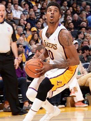 奥莱报：阿根廷足协被提起刑事诉讼，涉案金额高达75.9亿比索（《奥莱报》称阿根廷足协遭刑事起诉，涉案金额达75.9亿比索）