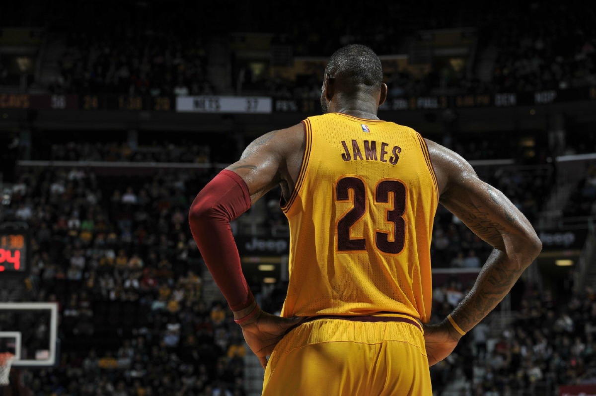 NBA战报：戴维斯24分14板，独行侠119-111击败篮网（NBA简讯：戴维斯24分14篮板，独行侠119-111力克篮网）