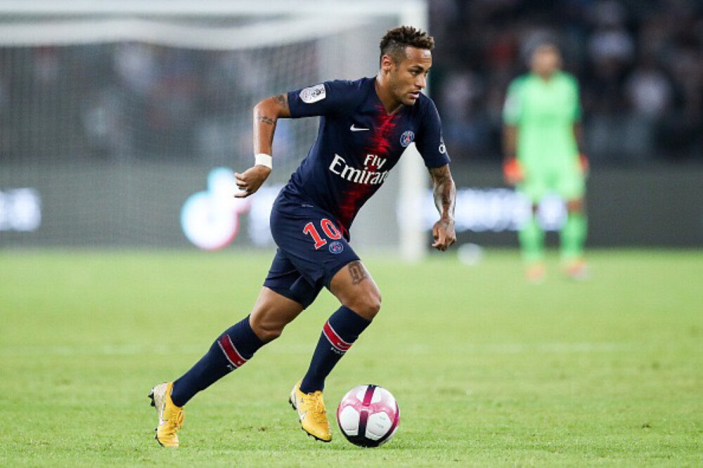 本赛季独行侠有11场比赛分差在个位数以内，排在联盟第二（独行侠本季已有11场分差个位数的比赛，位列联盟第二）