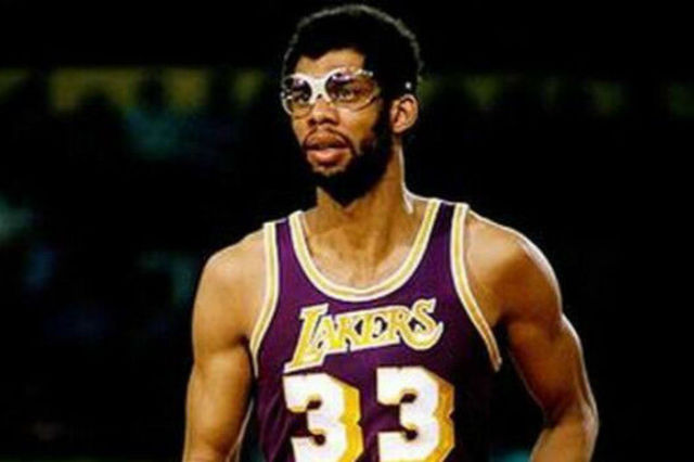 解锁津门虎vs申花！恩怨交织的众生相（津门虎决战申花：恩怨交错的众生图）