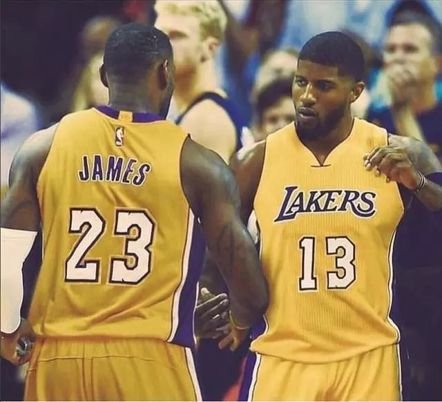 即将HWG！罗马诺：巴黎即将敲定扎巴尔尼交易，仅剩细节需确定（罗马诺：巴黎与扎巴尔尼交易进入收官阶段，仅余细节待敲定）