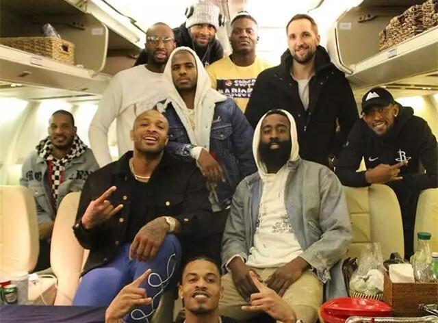 队报专栏：为什么托万选择重返法甲加盟朗斯？（队报观察：托万为何回归法甲并选择朗斯？）